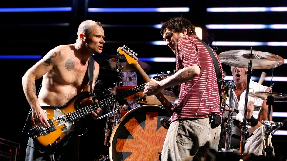 john-frusciante-et-flea-sur-scene